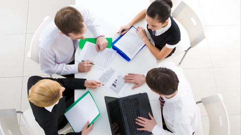 Avoid bad breath as work meetings